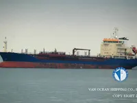Ọkọ̀ tí ó mú epo / kemikali fún tà
