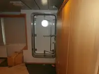 Ọkọ̀ ojú omi tí ó mú àwọn ìkọ́kọ̀ fún tà