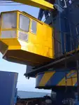 Ọkọ̀ ojú omi tí ó mú ìdọ̀tí fún tà