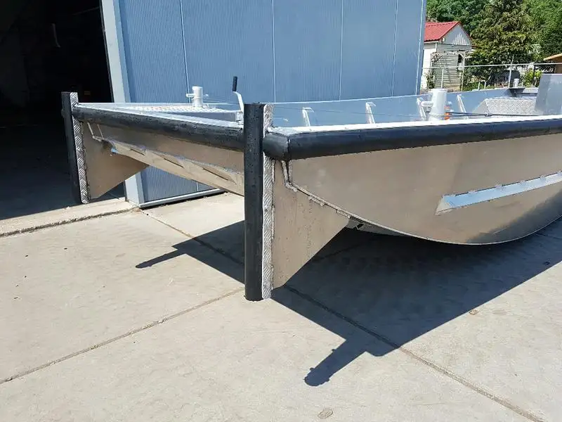 Ọkọ omi Landing, Tank fún tà