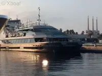 Ọkọ̀ ojú omi ìrìn-àjò fún tà