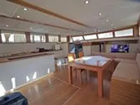 Yacht fún tà