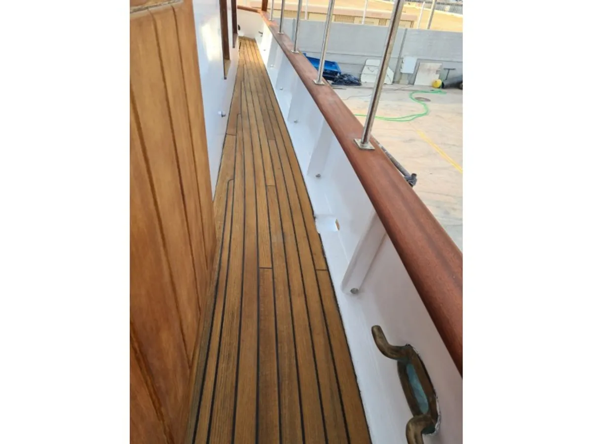 Yacht fún tà