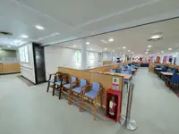 Ọkọ̀ tí wọn fi maa ń gbé ohun èlò tí ó ní ìdáná fún tà