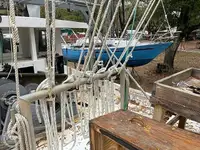 Ọkọ̀ tí ó mú ẹja fún tà
