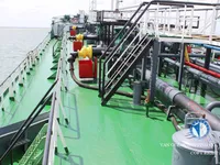 Ọkọ̀ tí ó mú epo / kemikali fún tà
