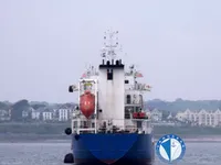 Ọkọ̀ tí ó mú epo / kemikali fún tà