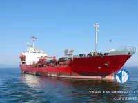 Ọkọ̀ tí ó mú epo / kemikali fún tà