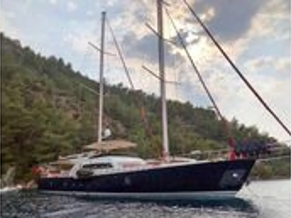 Yacht fún tà