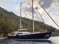 Yacht fún tà