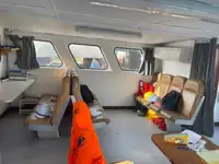 Ọkọ̀ ojú omi tí ó mú àwọn ìkọ́kọ̀ fún tà
