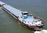 Barge fun tita