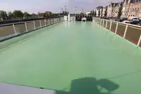 Ọkọ̀ ojú omi ìrìn-àjò fún tà
