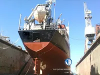 Ọkọ̀ tí ó mú epo / kemikali fún tà
