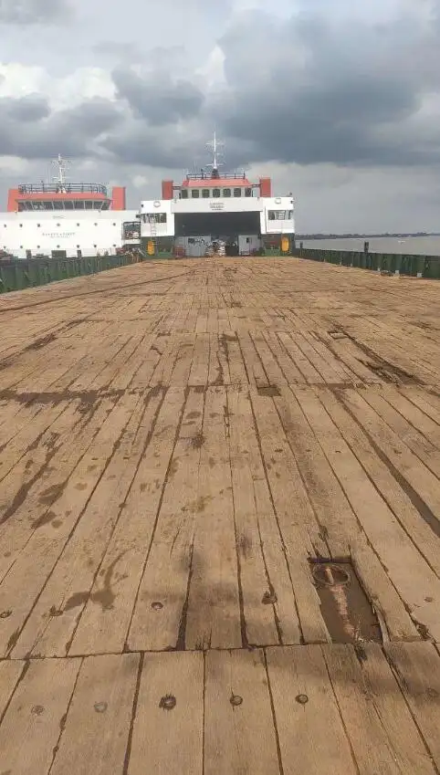 Ọkọ omi Landing, Tank fún tà