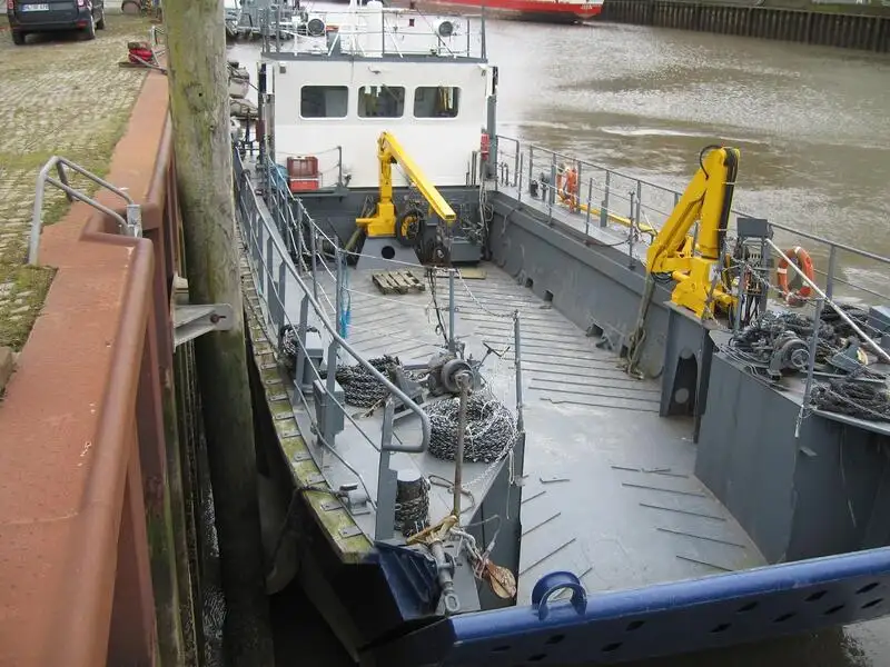 Ọkọ omi Landing, Tank fún tà