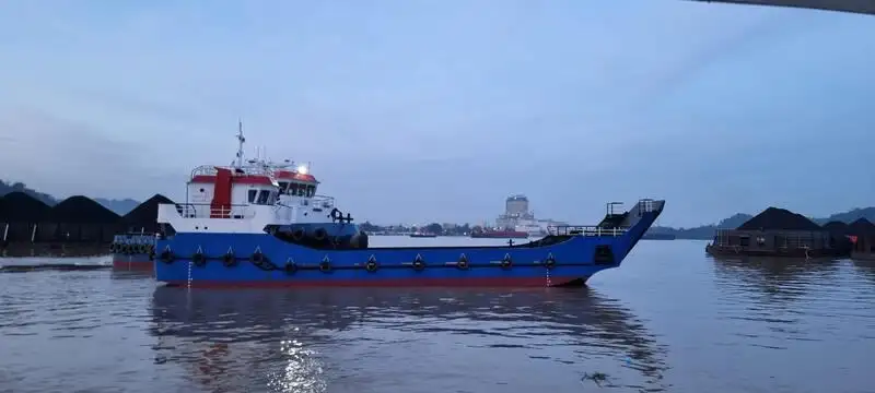 Ọkọ omi Landing, Tank fún tà