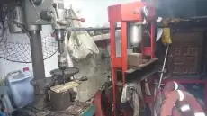 Ọkọ̀ ojú omi tí ó mú ìdọ̀tí fún tà