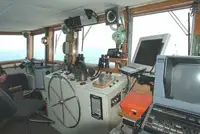 Ọkọ̀ ojú omi tí ó mú ìdọ̀tí fún tà