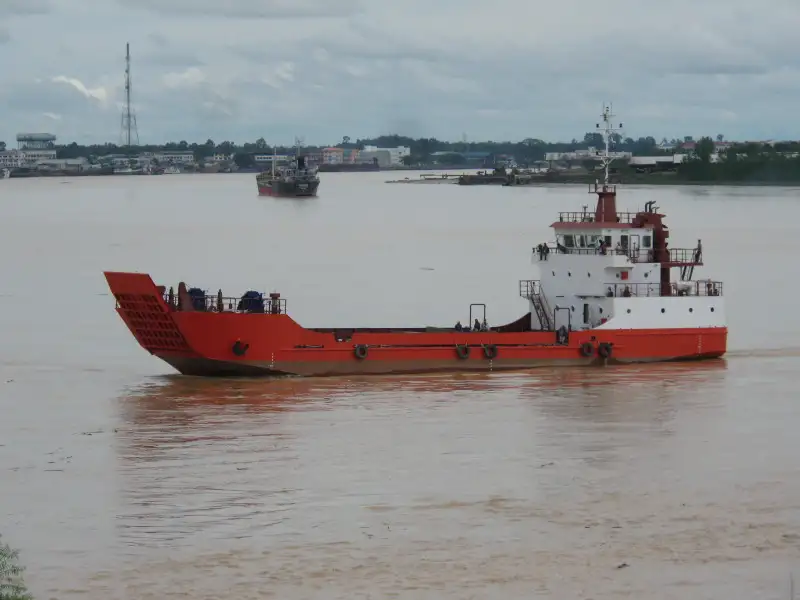 Ọkọ omi Landing, Tank fún tà