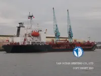 Ọkọ̀ tí ó mú epo / kemikali fún tà