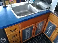 Ọkọ̀ ojú omi kékeré fún tà