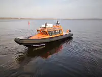 Ọkọ̀ ojú omi tí ó mú àwọn ìkọ́kọ̀ fún tà