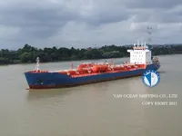 Ọkọ̀ tí ó mú epo / kemikali fún tà