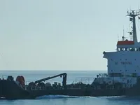 Ọkọ̀ tí ó mú epo / kemikali fún tà