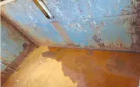 Ọkọ̀ tí ó mú epo / kemikali fún tà