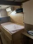 Ọkọ̀ ojú omi tí ó mú ìdọ̀tí fún tà