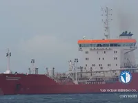 Ọkọ̀ tí ó mú epo / kemikali fún tà