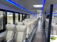 Ọkọ̀ ọpọlọpọ̀ ènìyàn fún tà