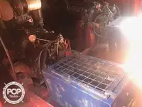 Ọkọ omi ti o mu ọja fún tà