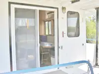 Ọkọ̀ ojú omi ìrìn-àjò fún tà