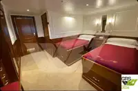 Ọkọ̀ ojú omi ìrìn-àjò fún tà