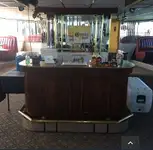 Ọkọ̀ ọpọlọpọ̀ ènìyàn fún tà