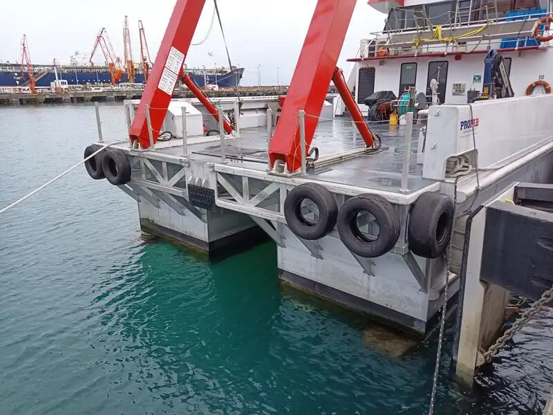 Catamaran fún tà