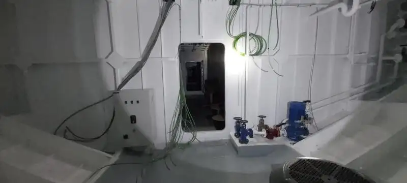 Ọkọ̀ ojú omi ìrìn-àjò fún tà