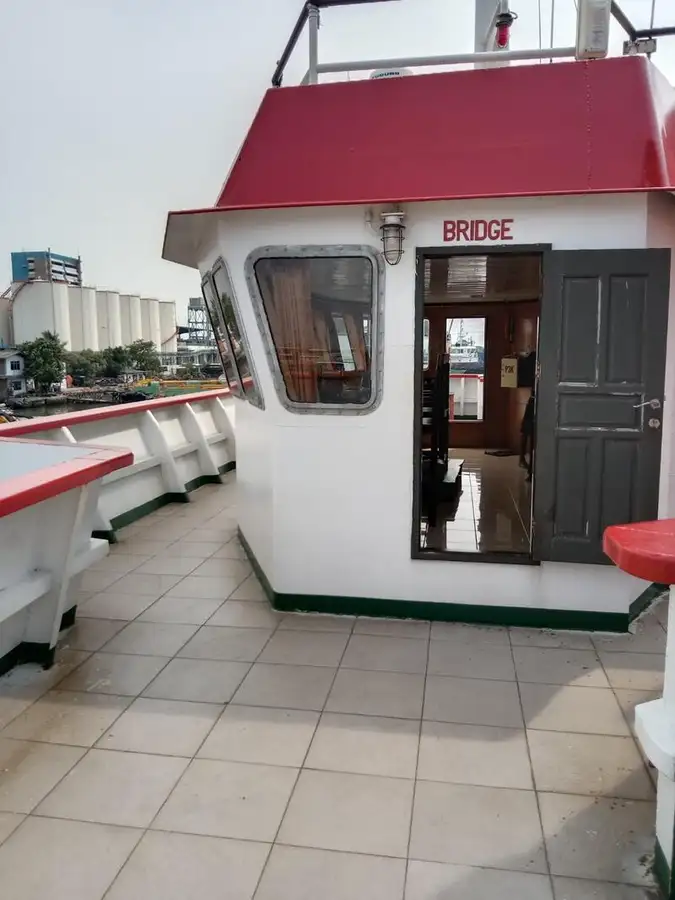 Ọkọ omi Landing, Tank fún tà