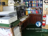 Ọkọ̀ tí ó mú epo / kemikali fún tà