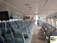 Ọkọ̀ ọpọlọpọ̀ ènìyàn fún tà