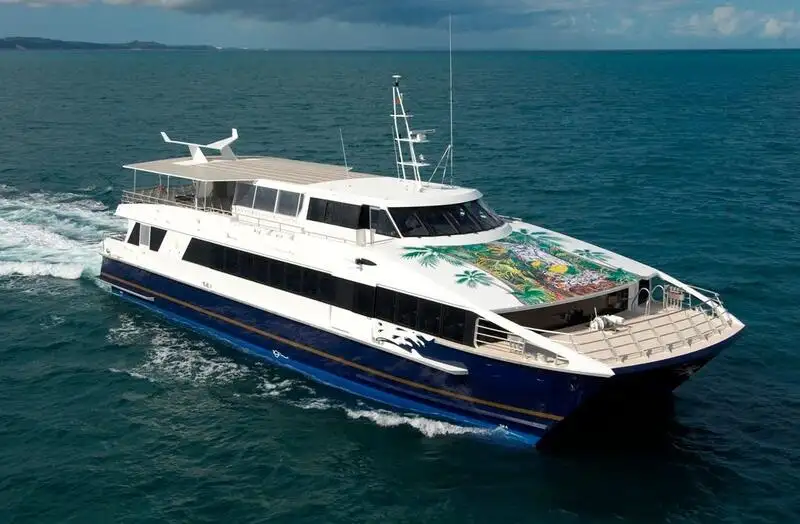 Catamaran fún tà