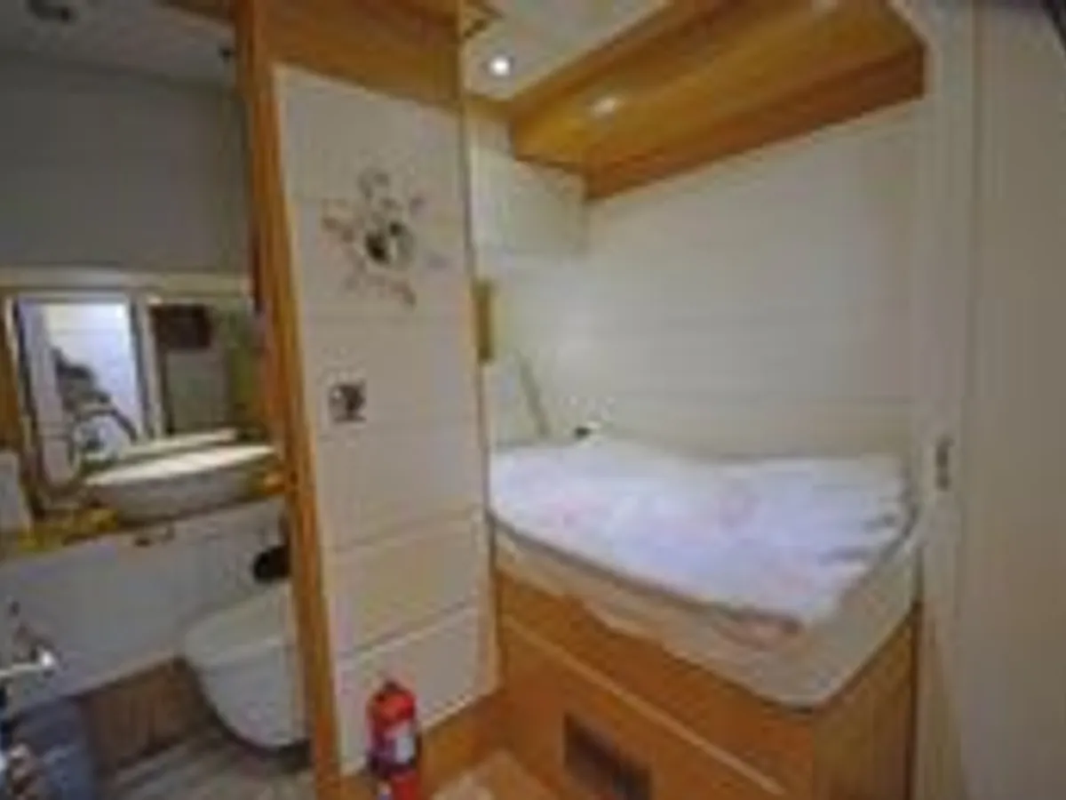 Yacht fún tà