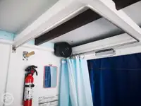 Ọkọ omi fun ìṣe ìdáná ẹja fún tà