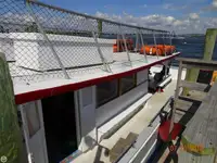 Ọkọ̀ ojú omi kékeré fún tà