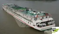 Ọkọ̀ ojú omi ìrìn-àjò fún tà