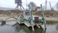Ọkọ̀ ojú omi tí ó mú ìdọ̀tí fún tà