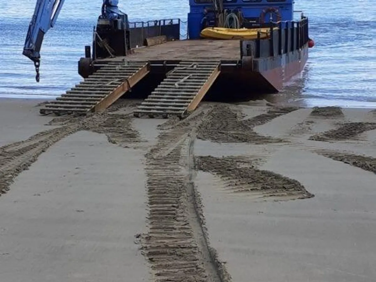 Ọkọ omi Landing, Tank fún tà
