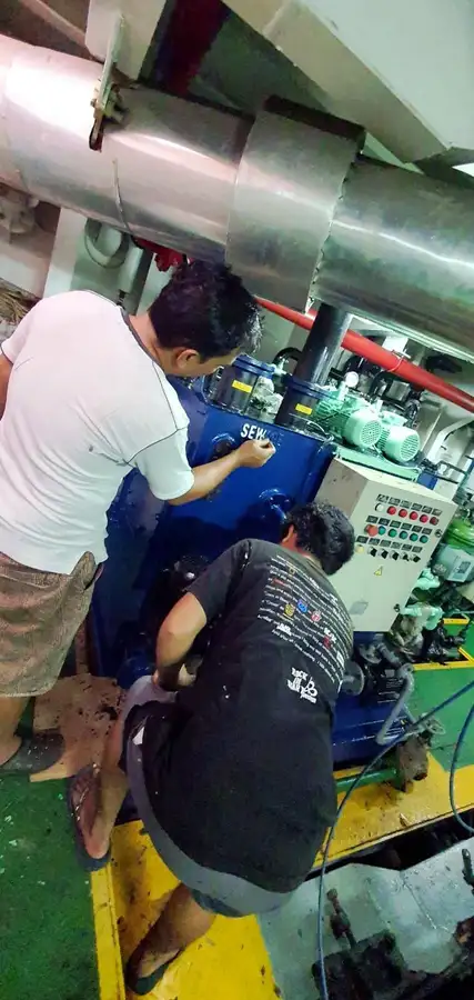 Ọkọ omi Landing, Tank fún tà